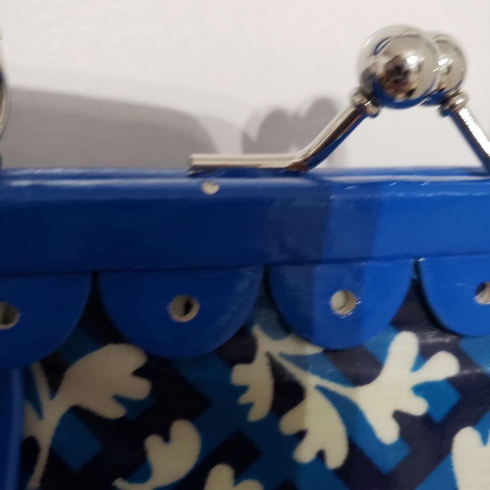Vera Bradley Frill Sugar and Spice Purse - Picture 5 of 5